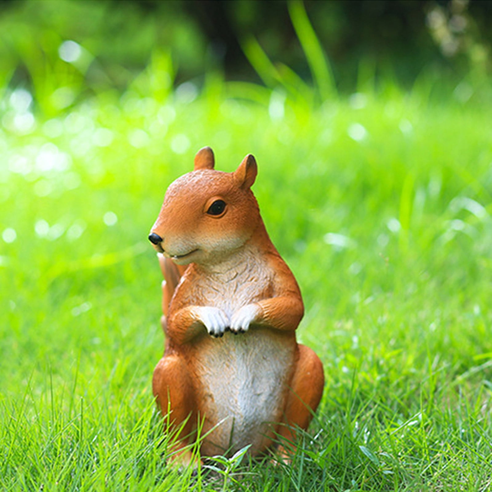 CIYISON Resin Squirrel Figurine Cute Mini Animal Sculpture Art Statue Crafts Ornament for Outdoor Garden Lawn Yard Decoration Birthday Gift
