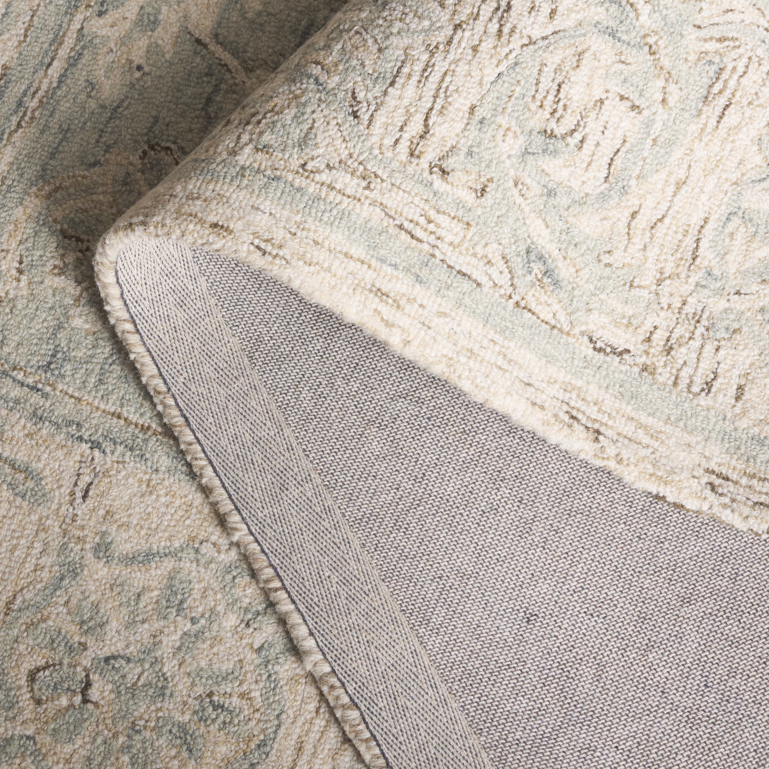 SAFAVIEH Micro-Loop Mana Medallion Area Rug, Light Blue/Beige, 6' x 6' Square