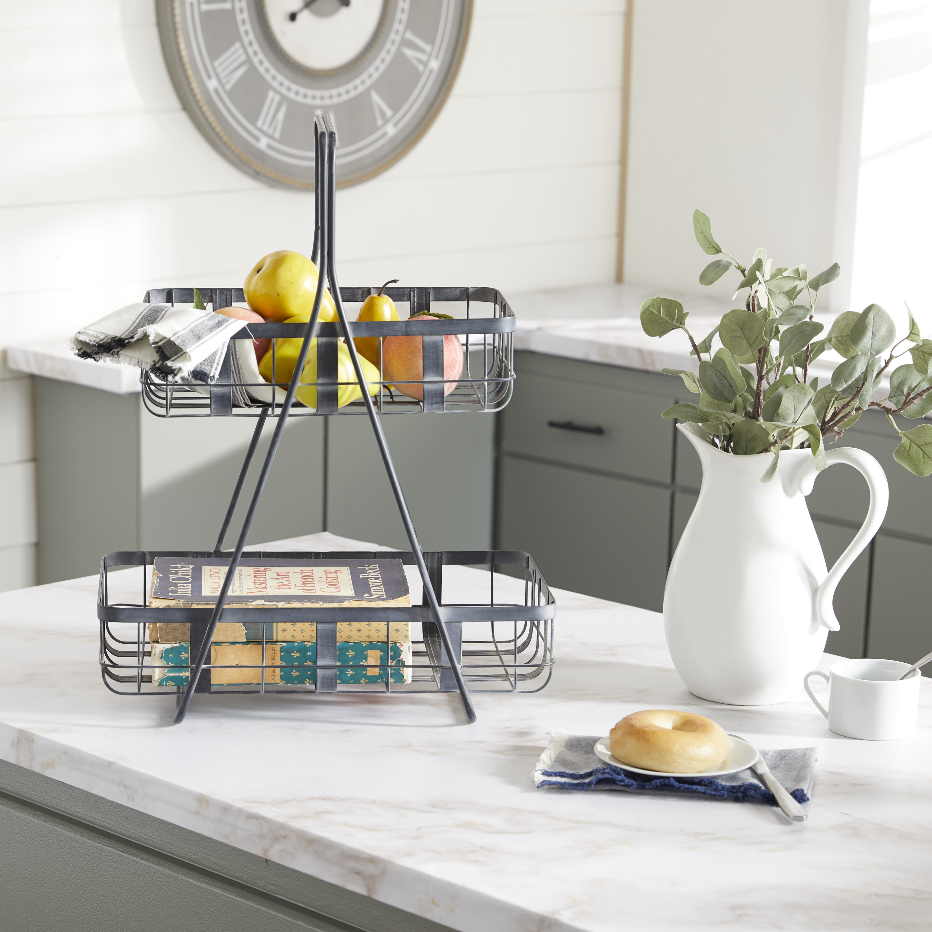 DecMode 18" x 23" Gray Metal Grid Storage Basket, 1-Piece