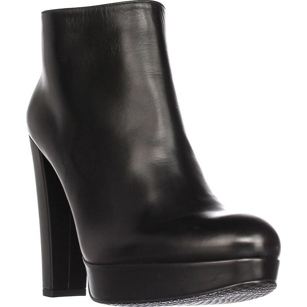 flat stuart weitzman boots