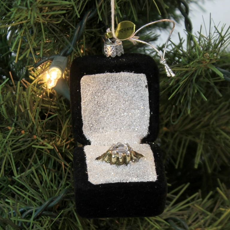 Diamond ring christmas ornament deals