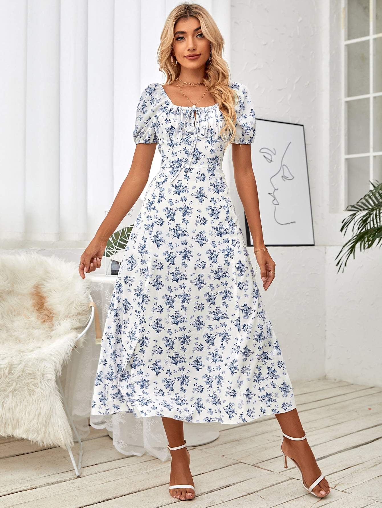 Women's Square Neck Ditsy Floral Print 