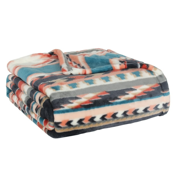 Better Homes & Gardens Oversized Velvet Plush Throw Blanket, 50" x 70