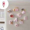 thumbnail image 3 of Imán de nevera de resina | Lindo diseño de leche de pastel de simulación creativa | Mini cocina magnética para el hogar | Fuerte adsorción | Rosa | Duradero | 1 Pieza | Tamaño pequeño | Decoración, 3 of 6