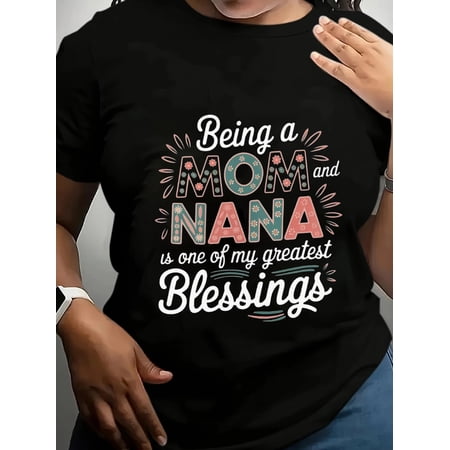 Heartwarming Mom and Nana Blessed Women's T-Shirt, Floral Graphic Design Tee, Ideal Gift for Grandmothers, Mothers, and Family Love