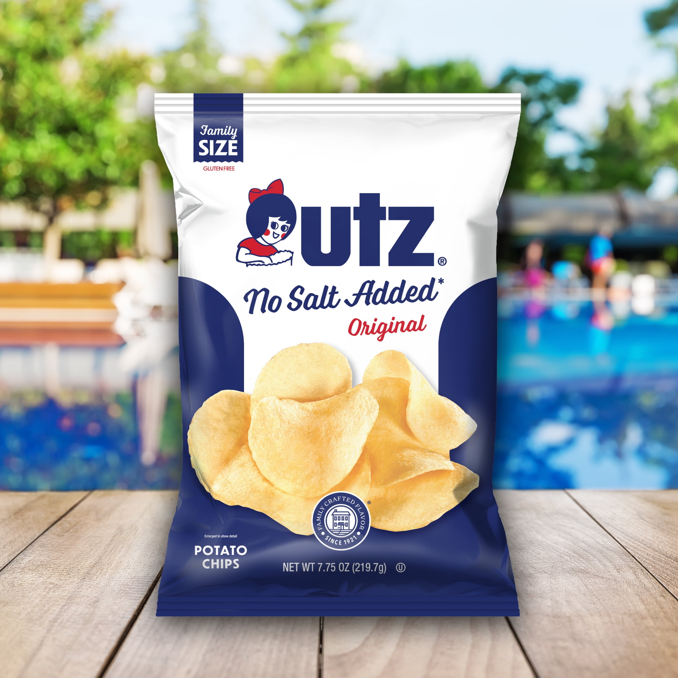 Utz No Salt Added Original Potato Chips, Gluten-Free, Family Size, 7.75 oz Bag