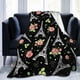 thumbnail image 1 of Manta de forro polar ultra suave y cálida para todas las estaciones con diseño de la Torre Eiffel de París y rosas (negra), decorativa para el día de San Valentín, para cama, silla, sofá, dormitorio,, 1 of 8