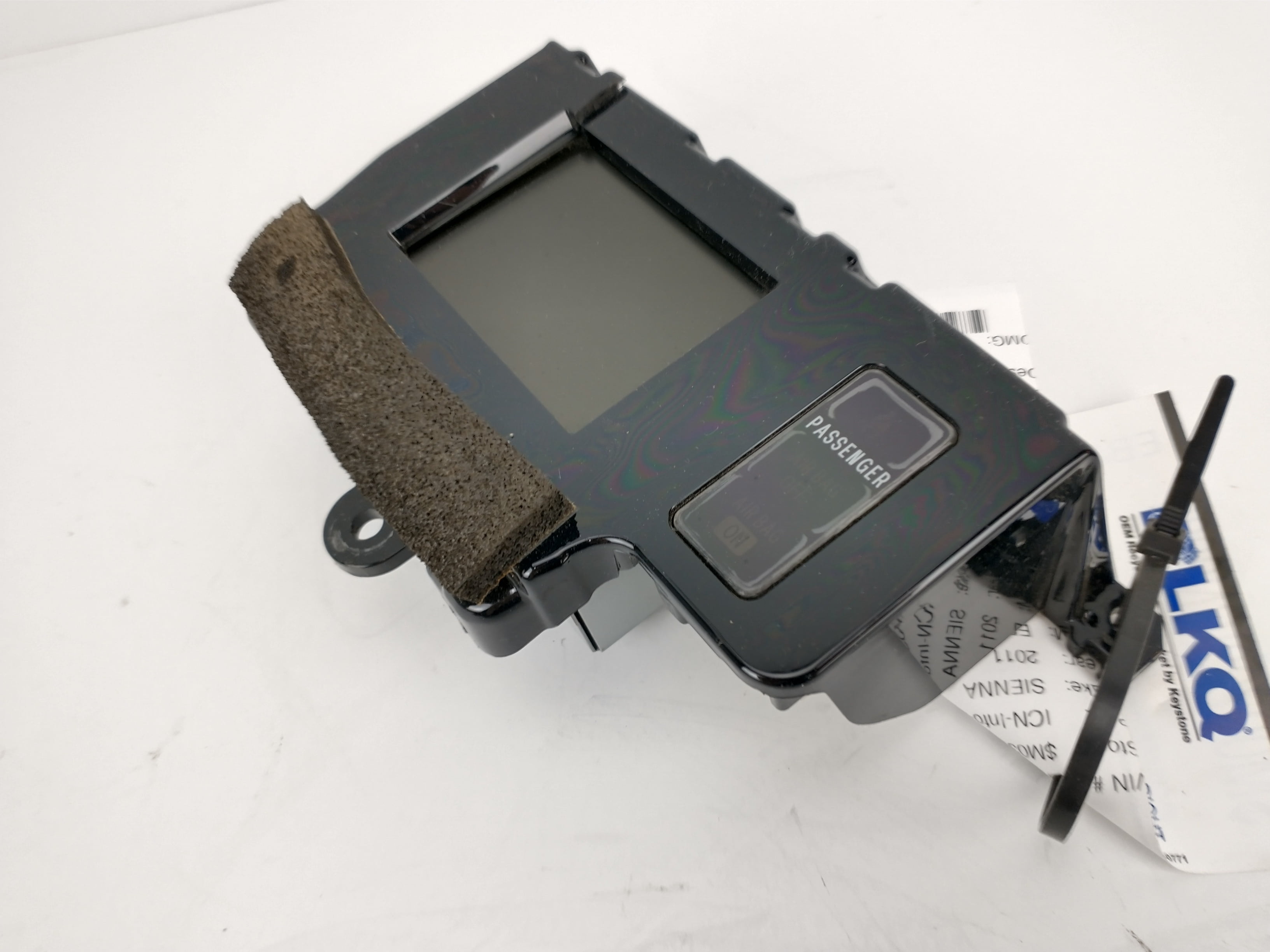 Pre-Owned 11 12 13 14 Toyota Sienna Information Display Screen OEM - Verify Specific Vehicle Fitment In Description - (Good)