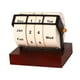 thumbnail image 1 of Calendario de escritorio rotatorio con soporte de madera, adorno de escritorio, mes, semana, fecha, día, calendario de mesa para tienda,, 1 of 9