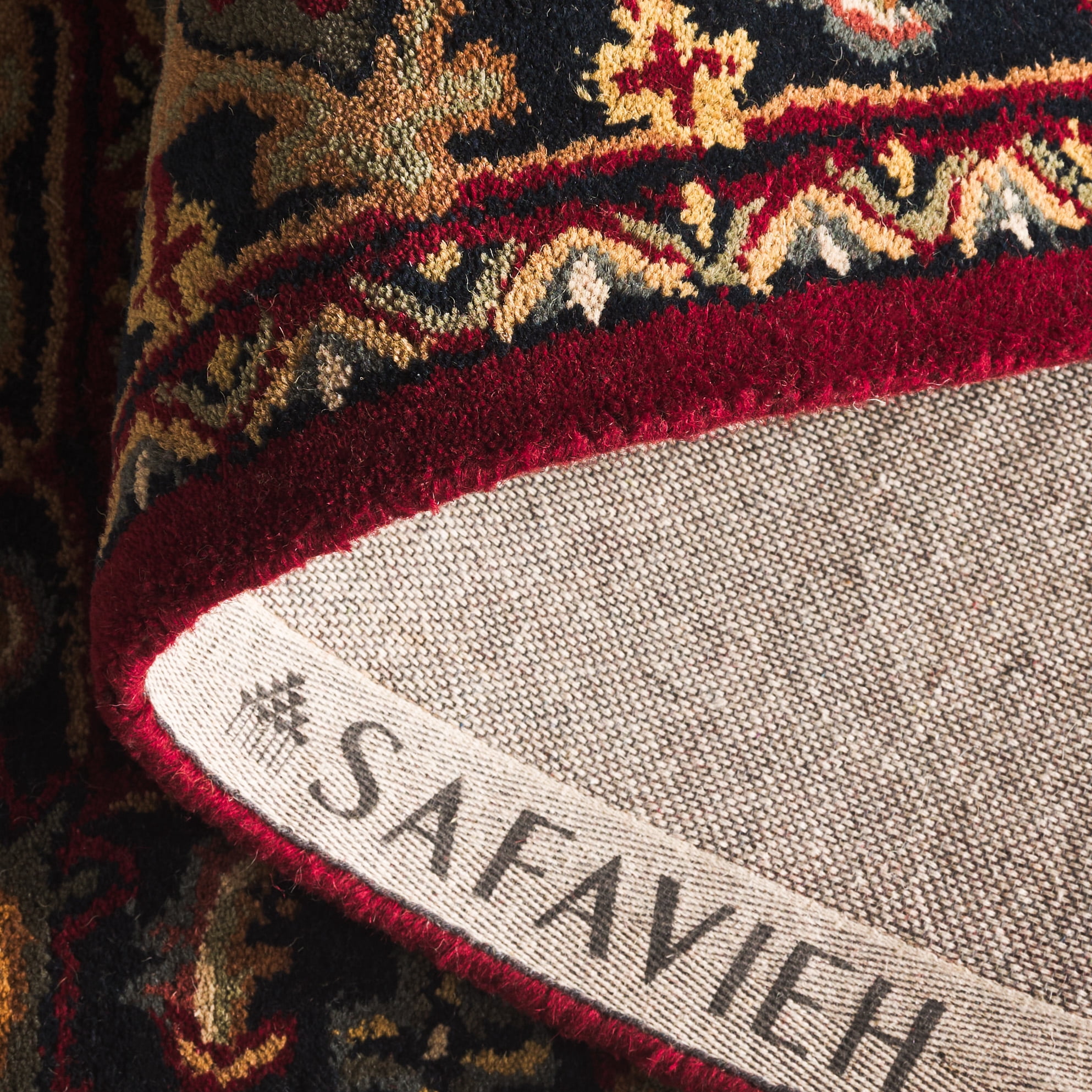 SAFAVIEH Classic Tatyanna Oriental Wool Area Rug, Assorted/Red, 8'3" x 11'