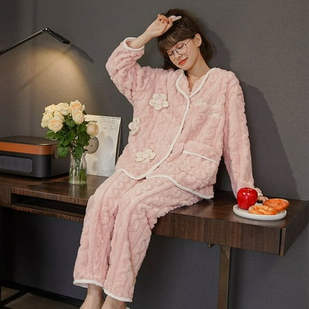 

CoCopeaunt Winter Warm Flannel Pajama Sets Women Ins Single Breasted Sleepwear Loose Windproof Basic Princess Lounge Hot Sale Patchwork New