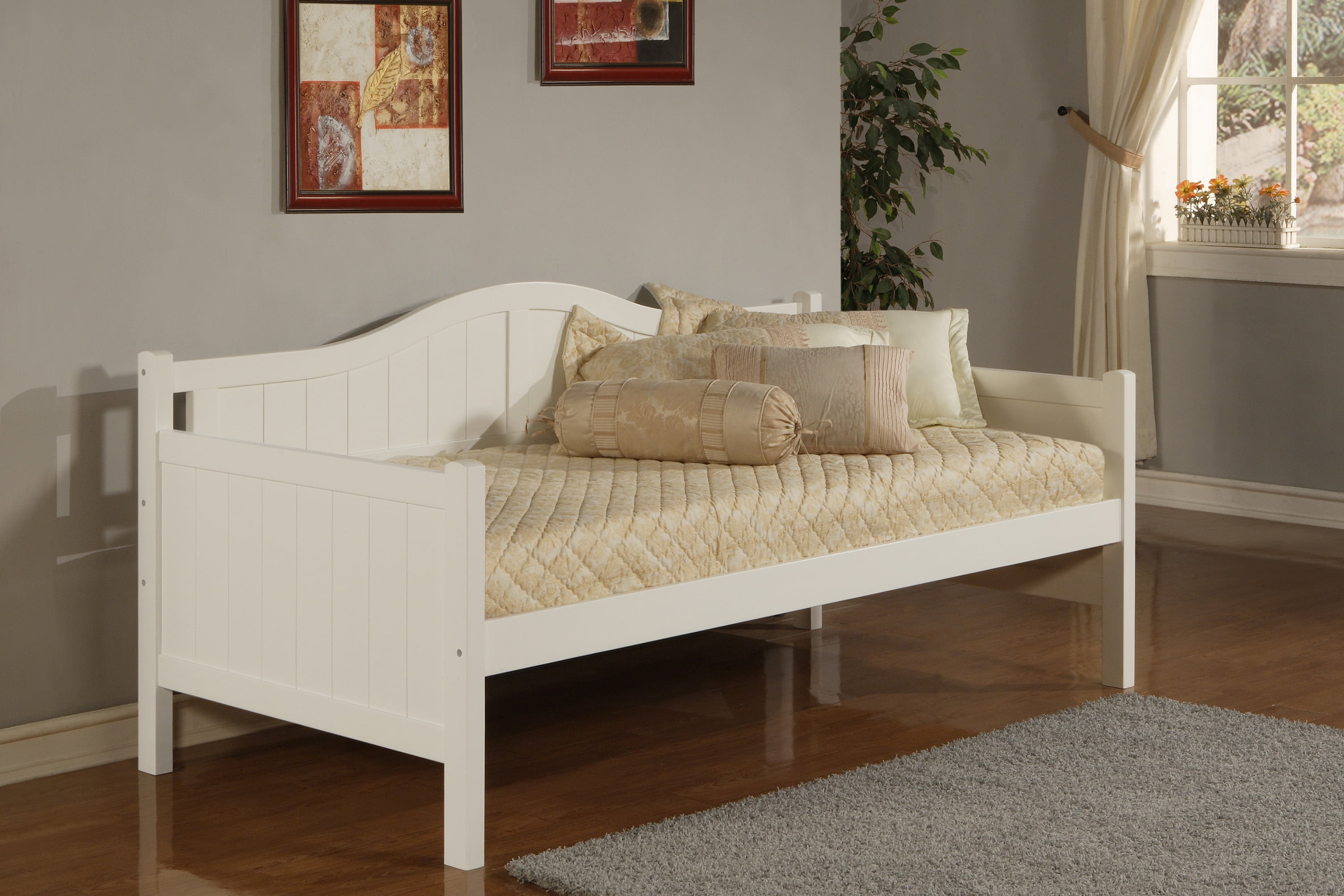 Hillsdale Staci Traditional Arched Wood Full Daybed, Classic White