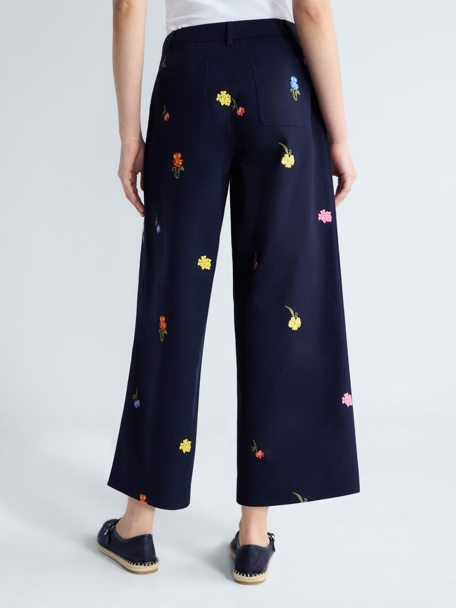 Free Assembly Women's Embroidered Wide Leg Cropped Pants, 26
