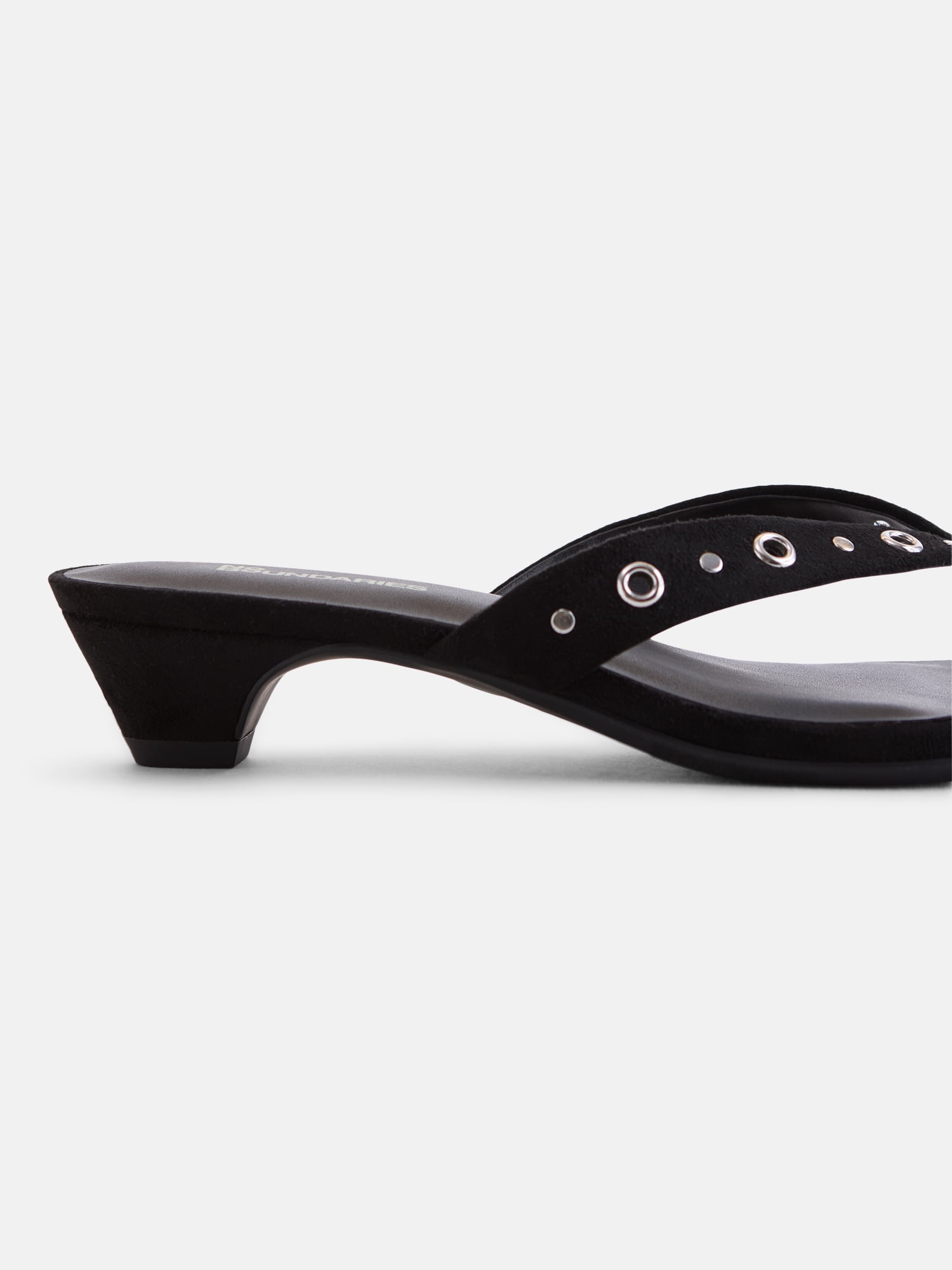 No Boundaries Women's Cone Heel Thong Sandals