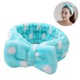 thumbnail image 1 of Diadema de ducha deportiva de terciopelo coral - Lunares azules y blancos, 1 of 8