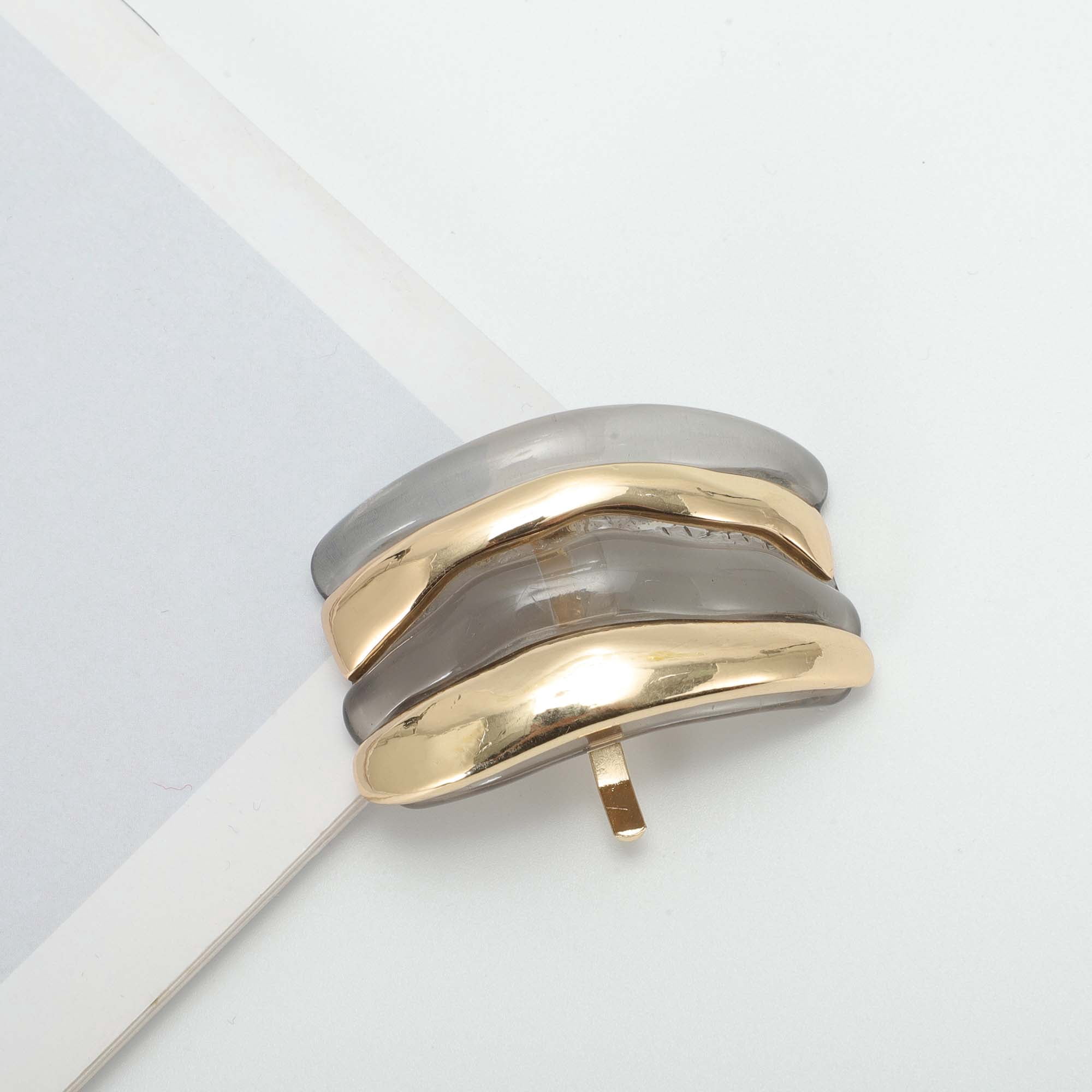Unique Bargains Horizontal Stripes Ponytail Buckle Hair Clip for Women Gold Tone, Gray
