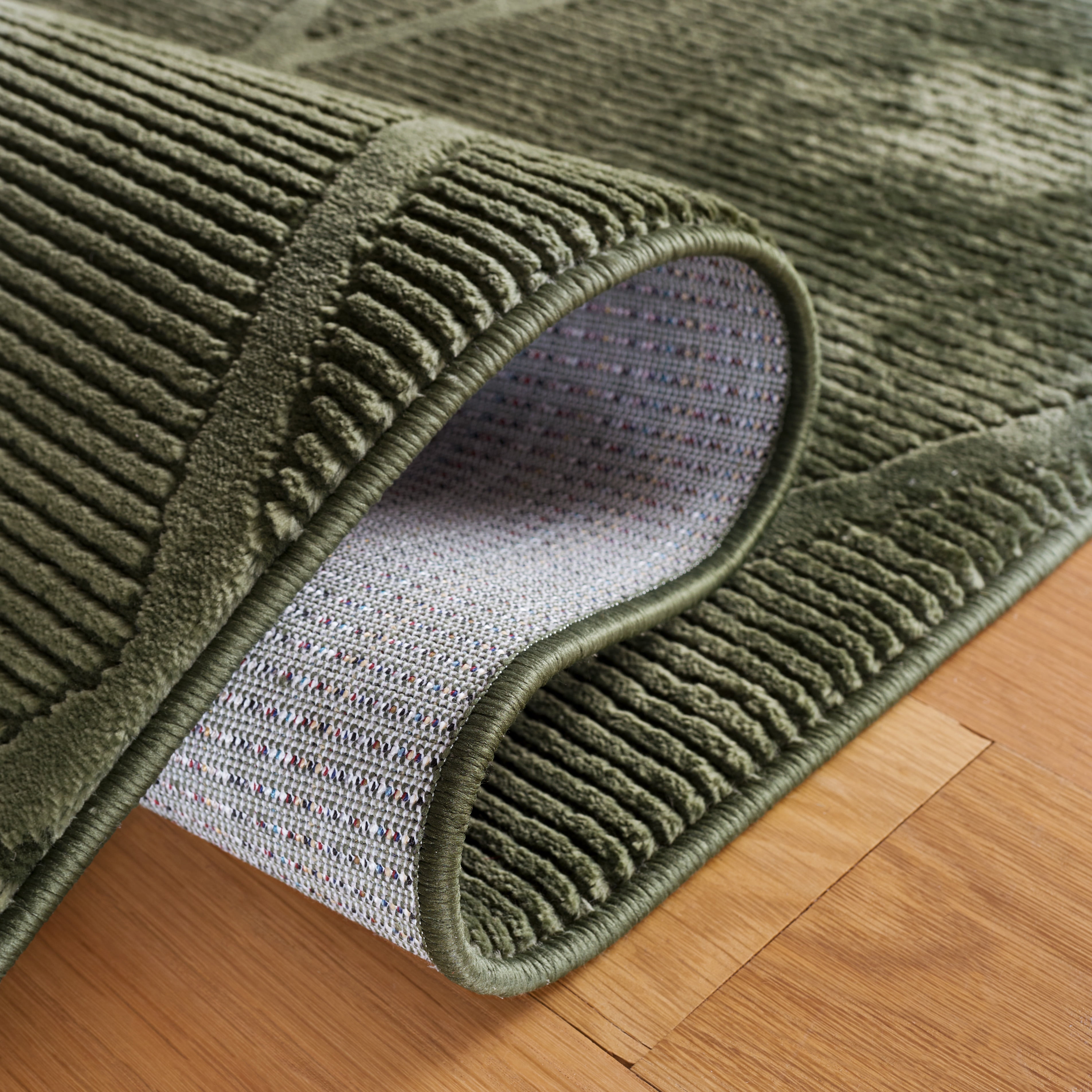 Safavieh Revive Lorrin Diamond Polyester Area Rug, Green, 5'3" x 5'3" Round