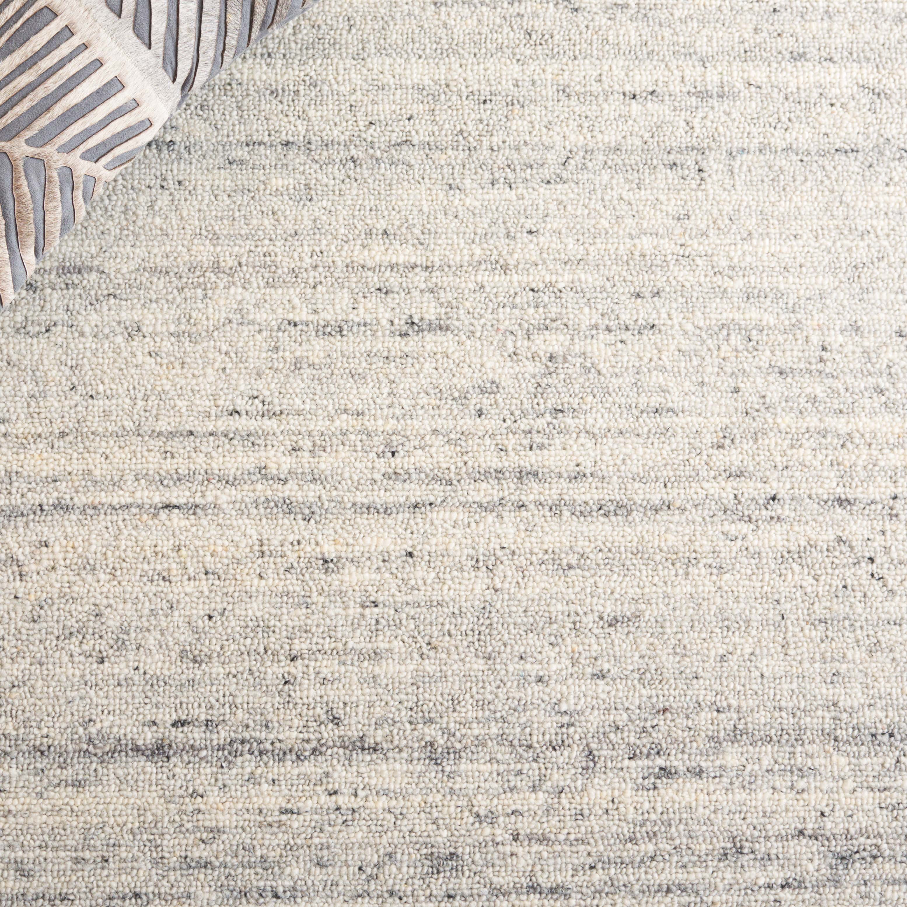 SAFAVIEH Restoration Vintage Chao Abstract Area Rug, Light Grey/Beige, 6' x 6' Round