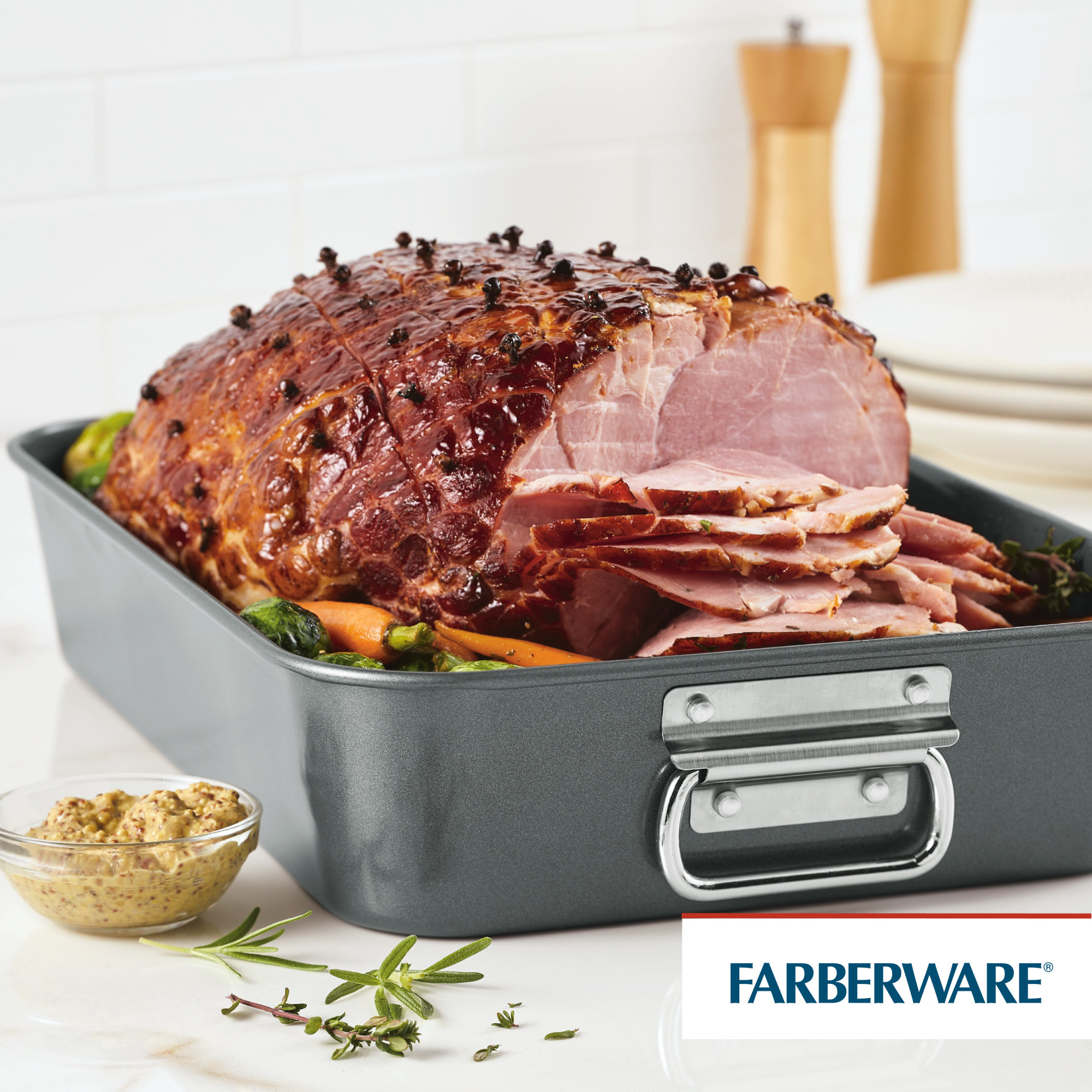 Farberware Nonstick Roasting Pan with Removable Rack photo 2
