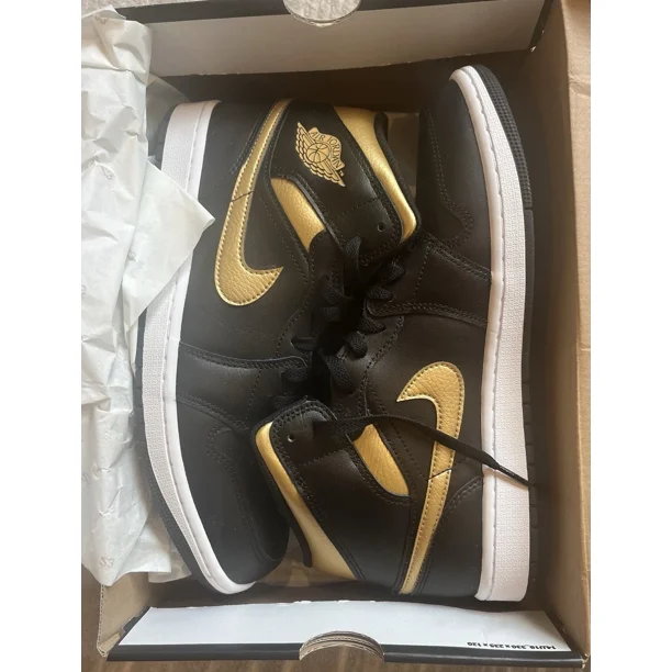 N I-K-E A i r-Jor-dan 1 Mid SE Men's Metallic Gold Patent Black/White Size 11 New Rare