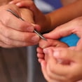 thumbnail image 5 of Pinzas profesionales de acero inoxidable CHAO para cejas Con revestimiento antideslizante, 5 of 5