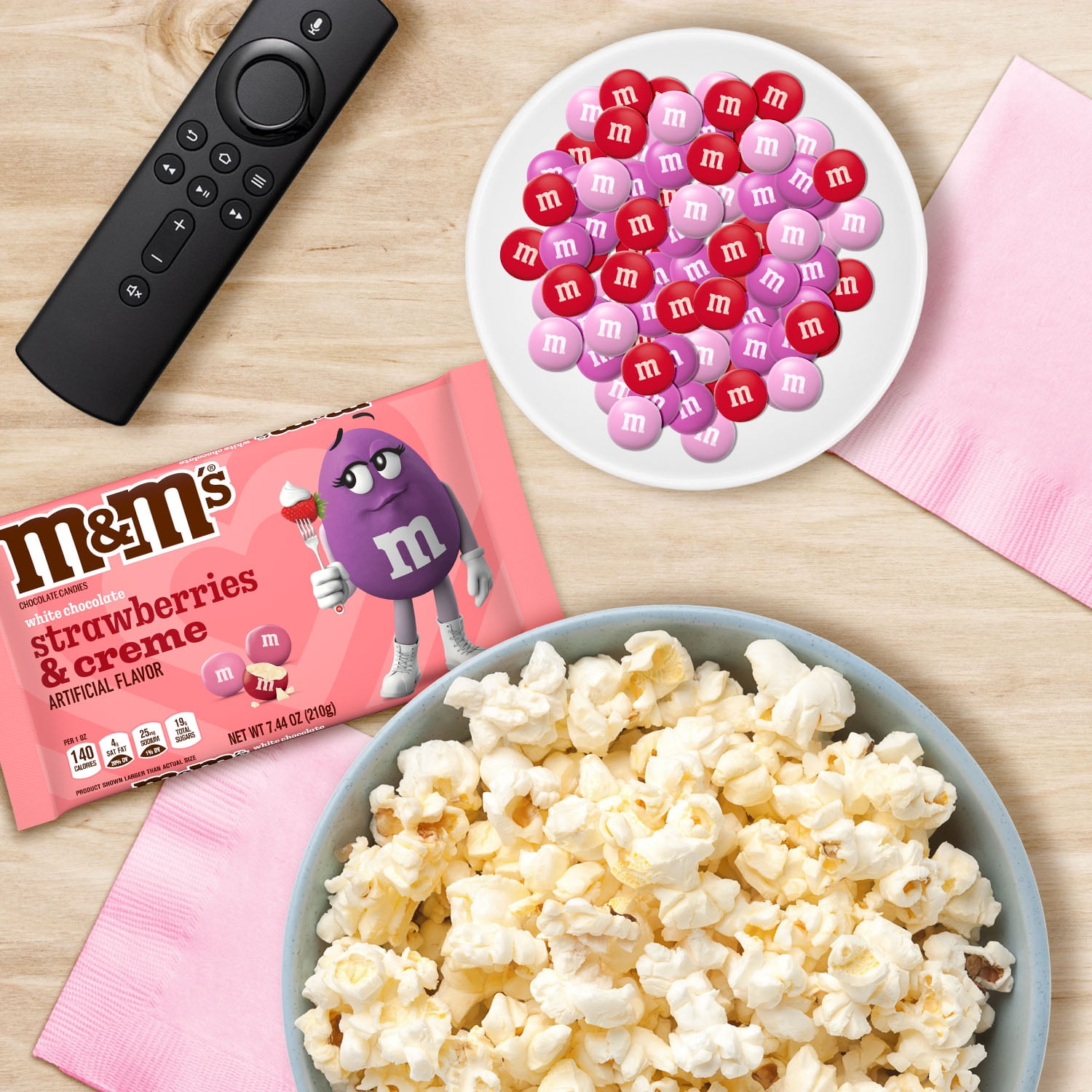 M&M's White Chocolate Strawberries & Cream Valentines Day Candy Mix - 7.44 oz Bag