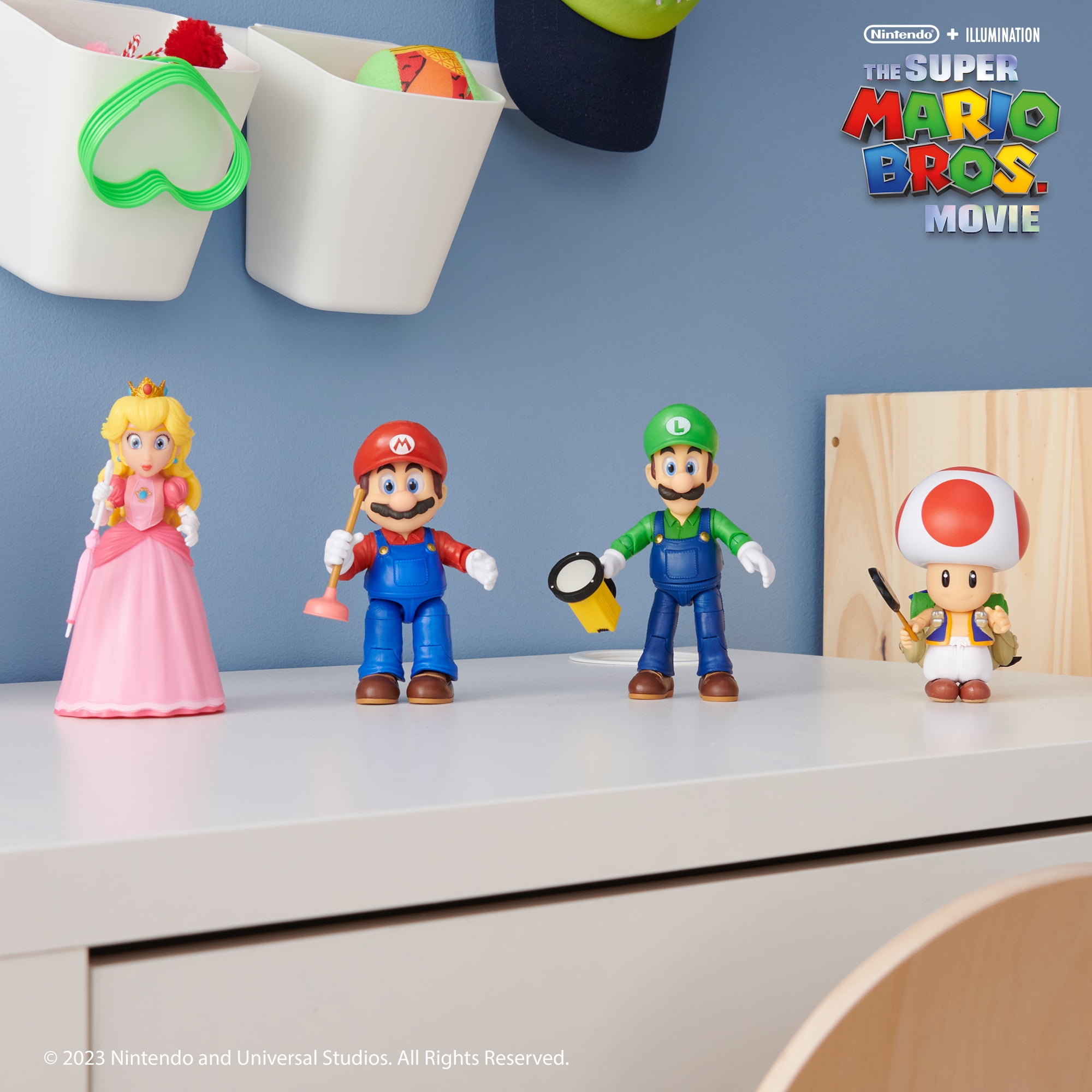 The Super Mario Bros. Movie - 5” Figure Series – Peach Figure with Umbrella  Accessory