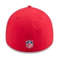 thumbnail image 4 of Men's New Era Red Kansas City Chiefs 2025 Sideline 39THIRTY Flex Hat, 4 of 5