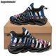 thumbnail image 1 of Zapatillas clásicas Doginthehole de moda para mujer, con diseño de bandera británica, informales, con cordones y estampado artístico, para deportes al aire libre., 1 of 6
