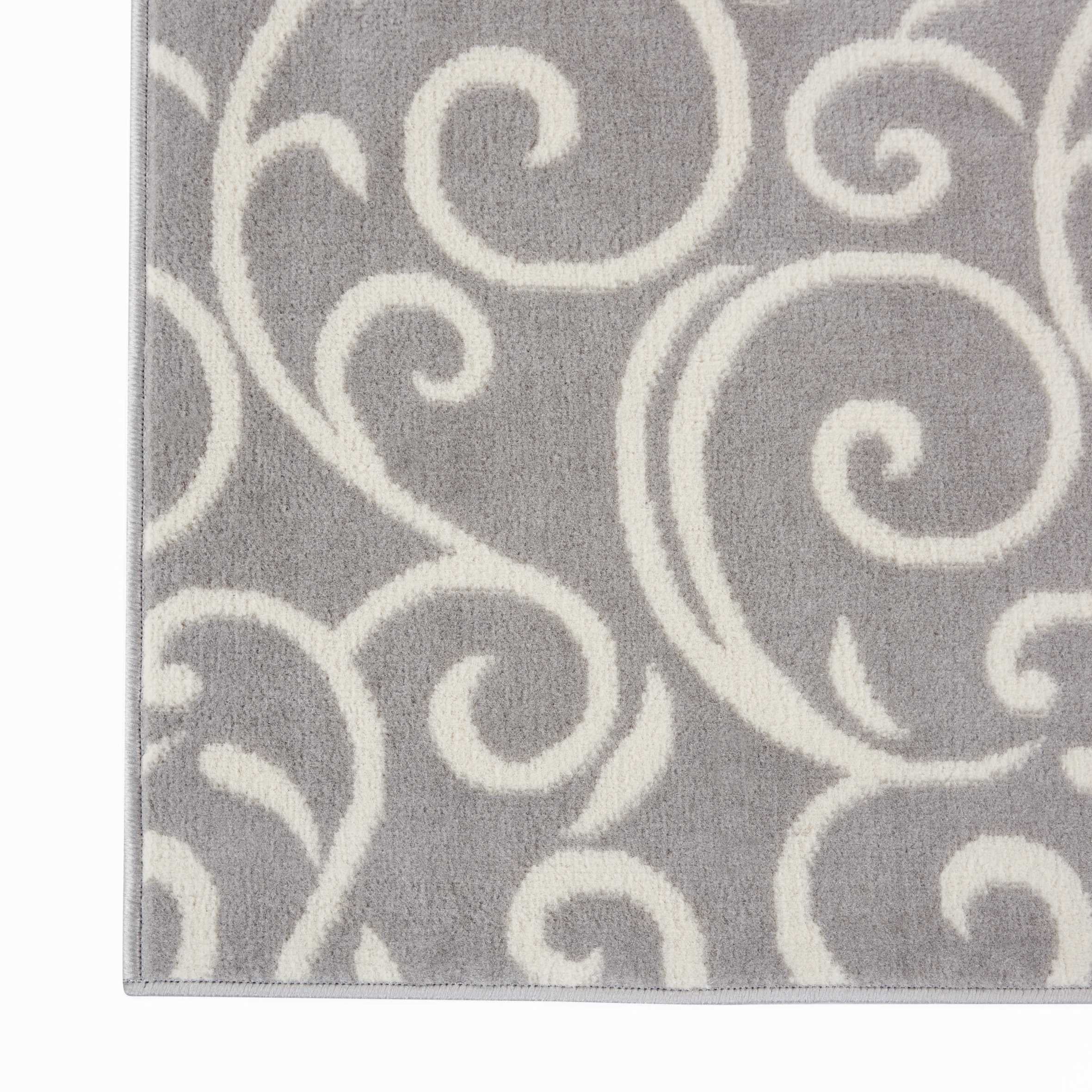 Eclectic Essentials Gray Bohemian Botanical Area Rug