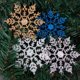 thumbnail image 3 of Juego de 12 adornos de copos de nieve azules de plástico con purpurina para decorar el árbol de Navidad en invierno., 3 of 7