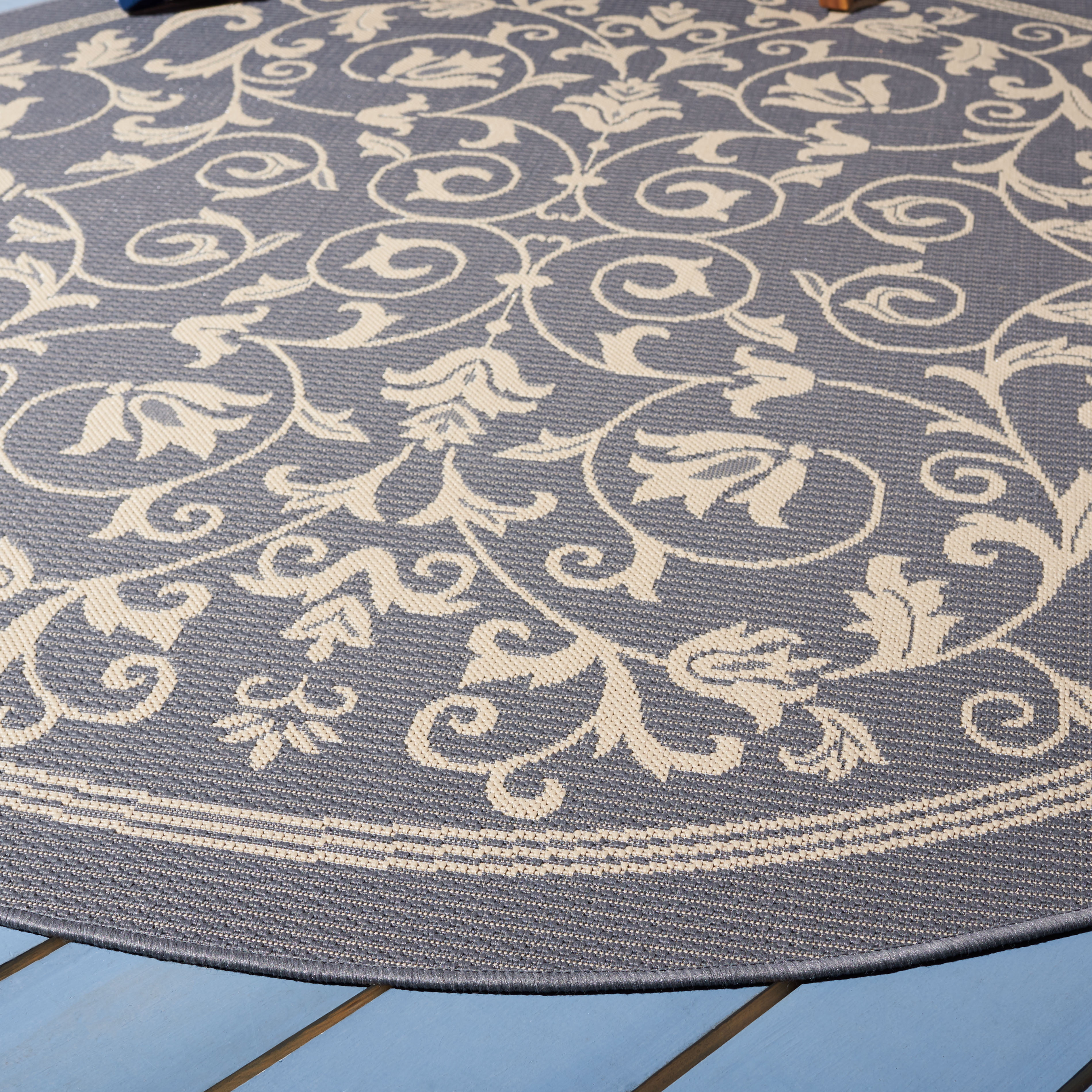 Safavieh Courtyard Nanda Botanical Indoor/Outdoor Area Rug, Gray/Natural, 5'3" x 5'3" Round