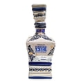 thumbnail image 3 of Tequila Código 1316 Extra Añejo Cerámica 750 ml, 3 of 4
