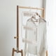 thumbnail image 4 of Colgador con pinza para calcetines y ropa interior, organizador de ropa colgante para puerta que ahorra espacio | Pinza resistente para un secado sin dejar marcas y a prueba de viento, 4 of 7