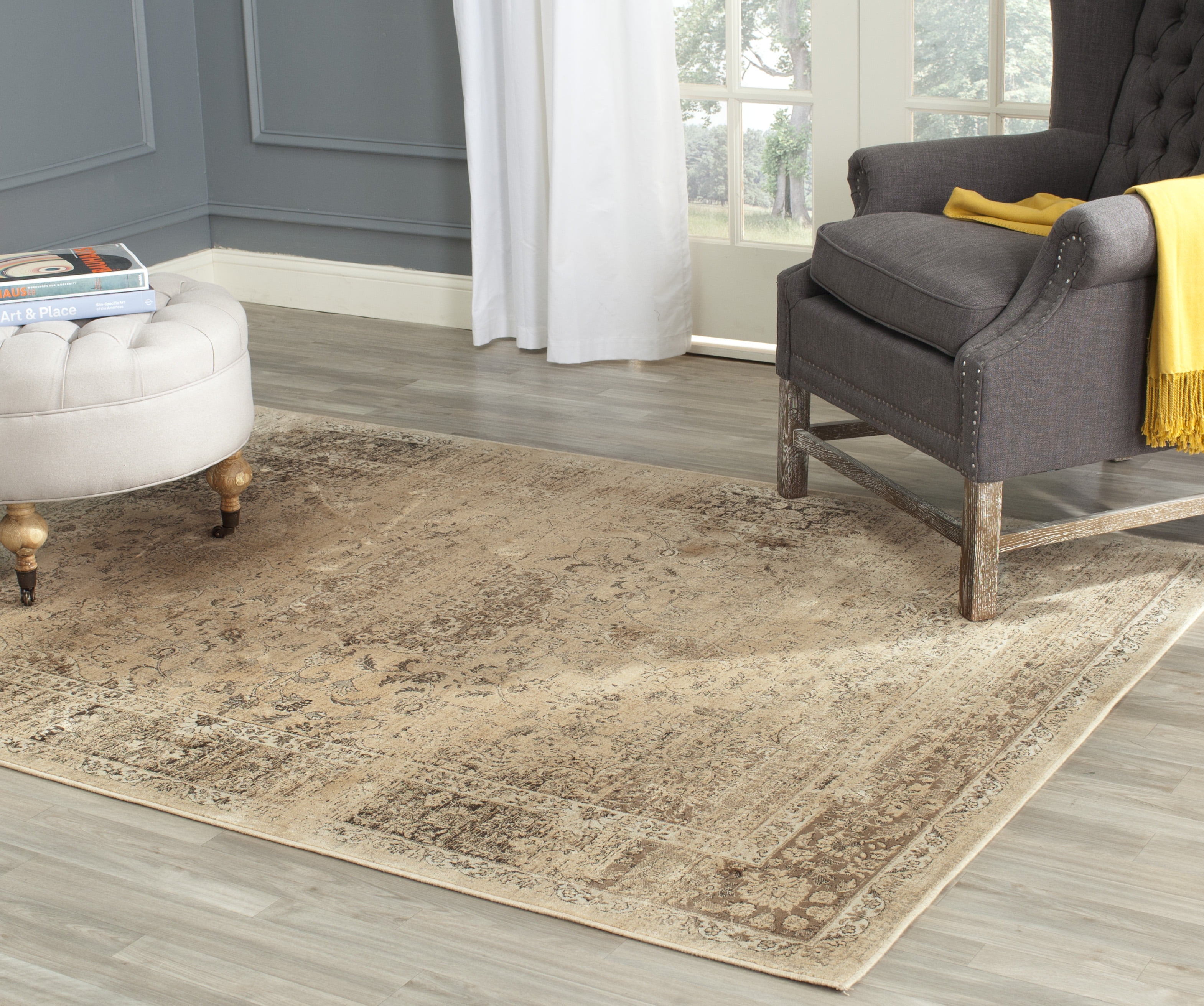 SAFAVIEH Vintage Hartley Traditional Area Rug, Warm Beige, 2'7" x 4'