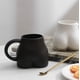 thumbnail image 4 of Interesante taza de café moderna, taza de café moderna de cerámica 3D, regalos originales para mujeres y hombres, regalos personalizados para amigos, familiares y colegas. (Negro) Sincero Electrónica, 4 of 5