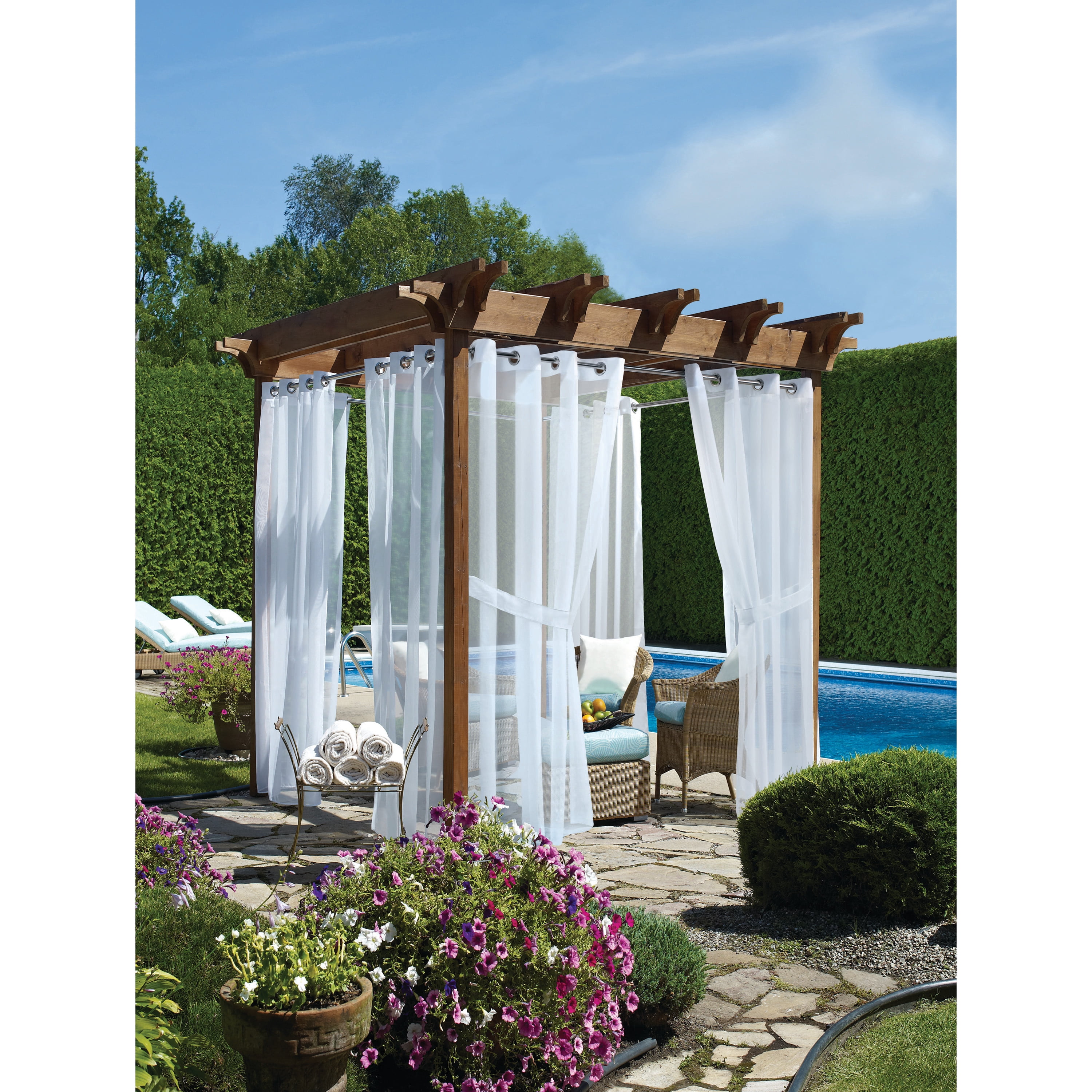 Essen Indoor/Outdoor Grommet Curtain Voile 54" x 108" in White