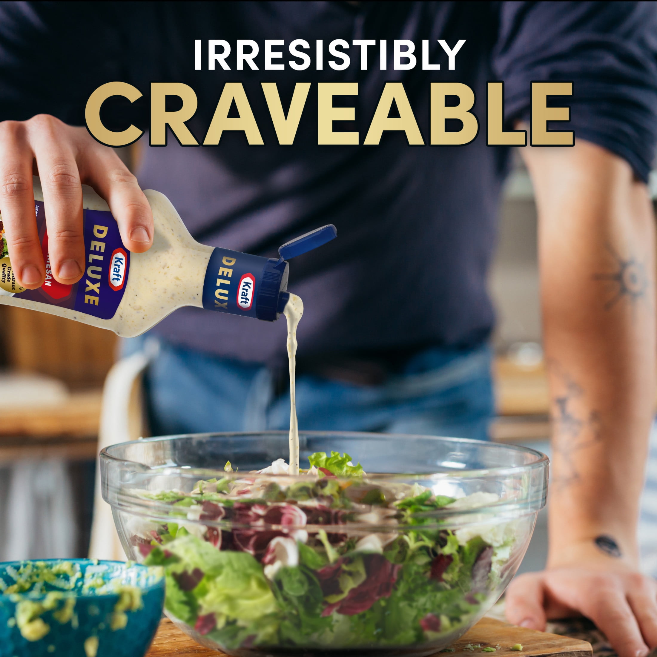 Kraft Deluxe Robust Roasted Garlic and Parmesan Dressing, 16 oz Bottle