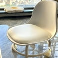 thumbnail image 3 of Marchepied Bas Solide et Durable avec Roues, Marchepied Multifonctionnel, Roues Universelles, Design Compact Gain de Place, Expérience d'Assise Sûre et Confortable, 3 of 7