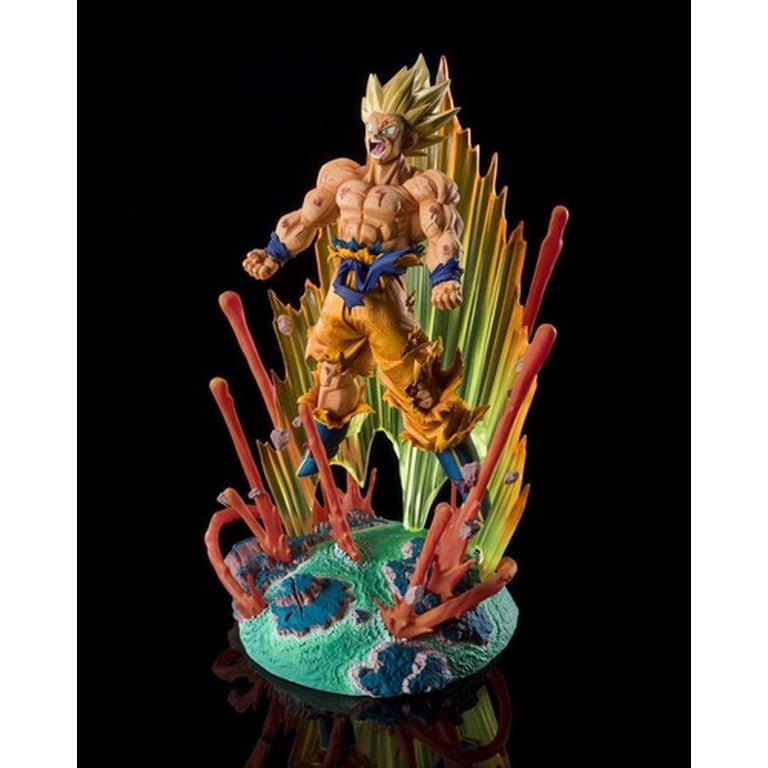 BANDAI NAMCO 27cm Super Saiyan Goku vs Frieza Collectible Statue