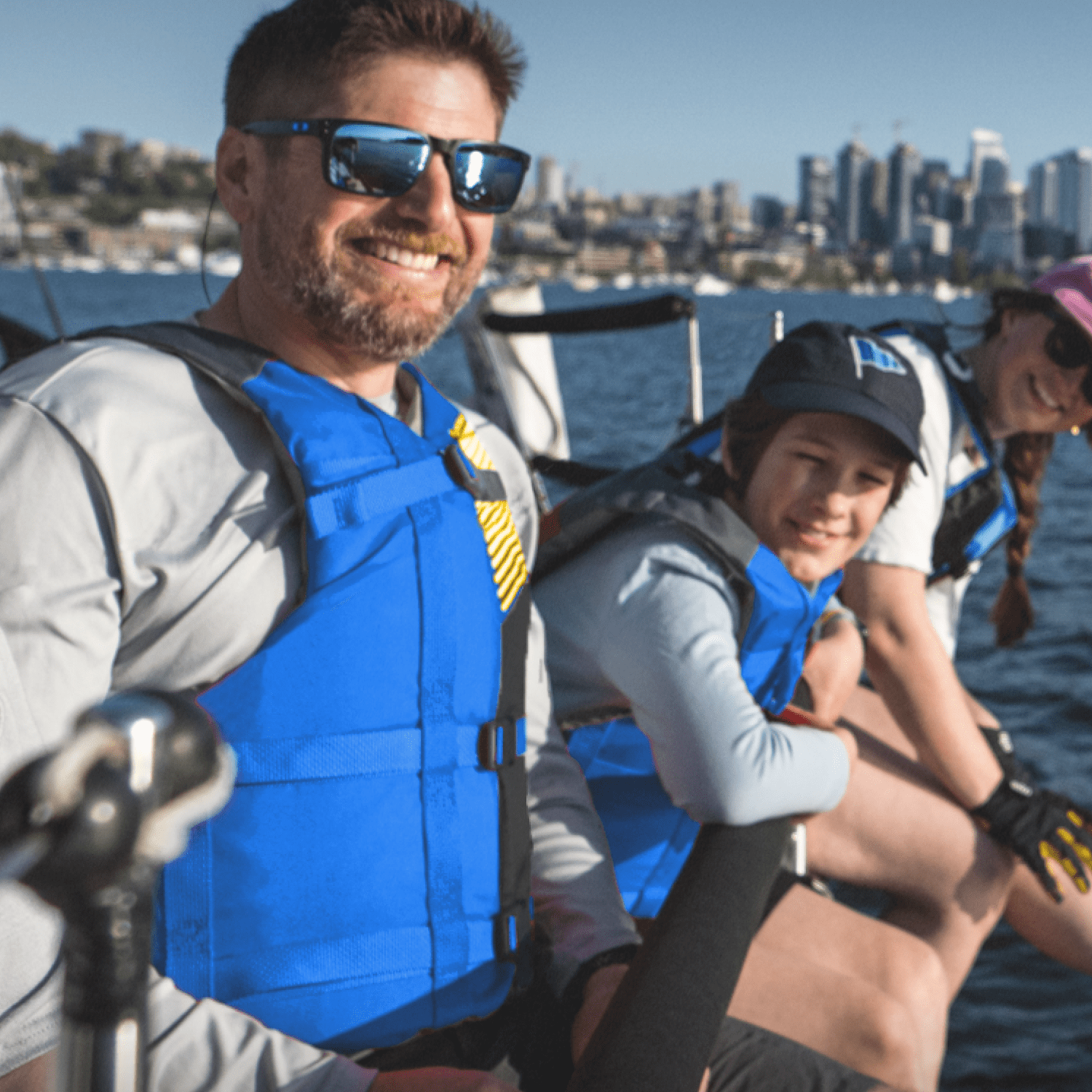 Stohlquist Universal Fit Adult Life Jacket PFD (4 Pack) Coast Guard Approved PFD, Life Vest for Men and Women 90+ lbs, Lightweight Neoprene and Adjustable, Ideal for Boating, Kayaking & Water Sports