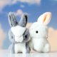 thumbnail image 3 of Colgante de conejo pequeño de dibujos animados, juguete de peluche de caramelo, muñeco de trapo de conejo blanco, muñeco pequeño, colgante de mochila escolar, 3 of 5