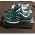thumbnail image 4 of Size 9.5 - New Balance 2002R Green Mens Size 11 Womens, 4 of 5