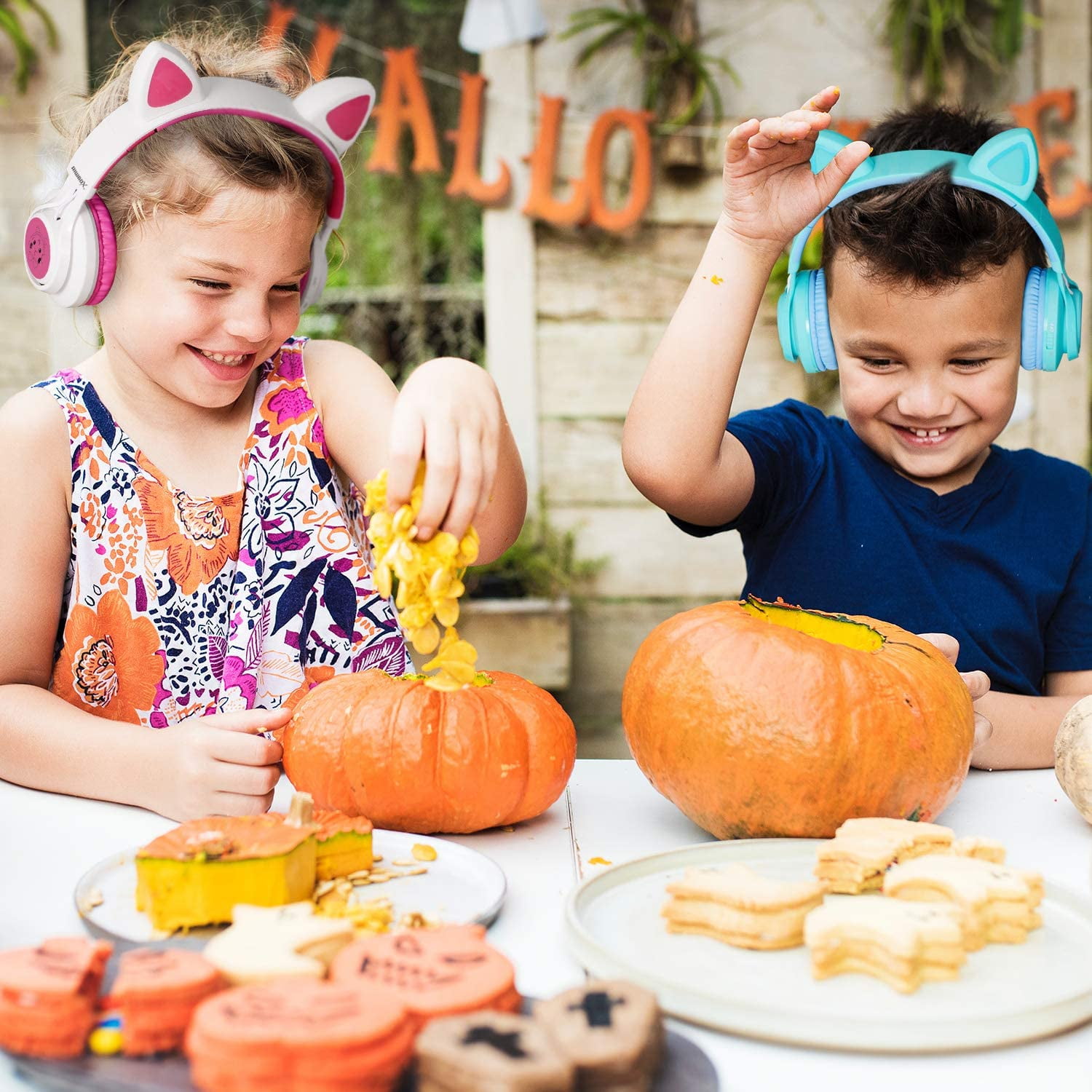 Kids Headphones, Riwbox CT-7S Cat Ear Bluetooth Headphones 85dB Volume Limiting, LED Light Up Kids Wireless Headphones Over Ear with Microphone for iPhone/iPad/Kindle/Laptop/PC/TV (Blue & Green)