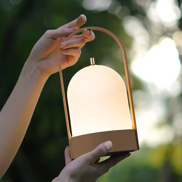 Lámpara de mesa LED portátil, lámpara recargable inalámbrica con batería de 4000 mAh para mesas, lámpara de noche táctil de 4 vías, linterna LED portátil, regular JAMW Sencillez