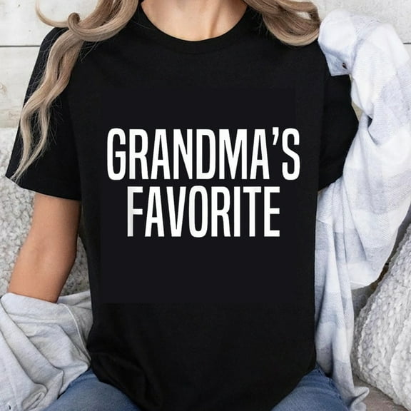 100% Cotton Grandma's Favorite T-Shirt Women Casual Funny Graphic Tee Shirt Gift for Grandmother Family Love Mom Dad Gift