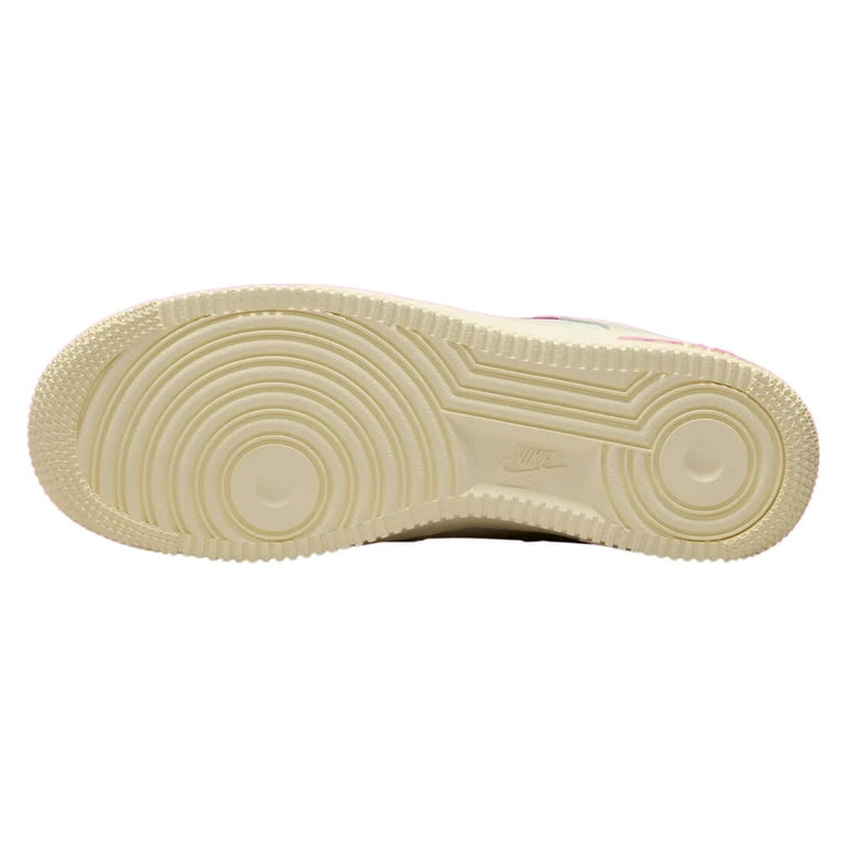 Nike Air Force 1 Low '07 SE Dance Playful Pink (Women's Nike Air Force 1 Low '07 SE Dance Playful Pink (Women's