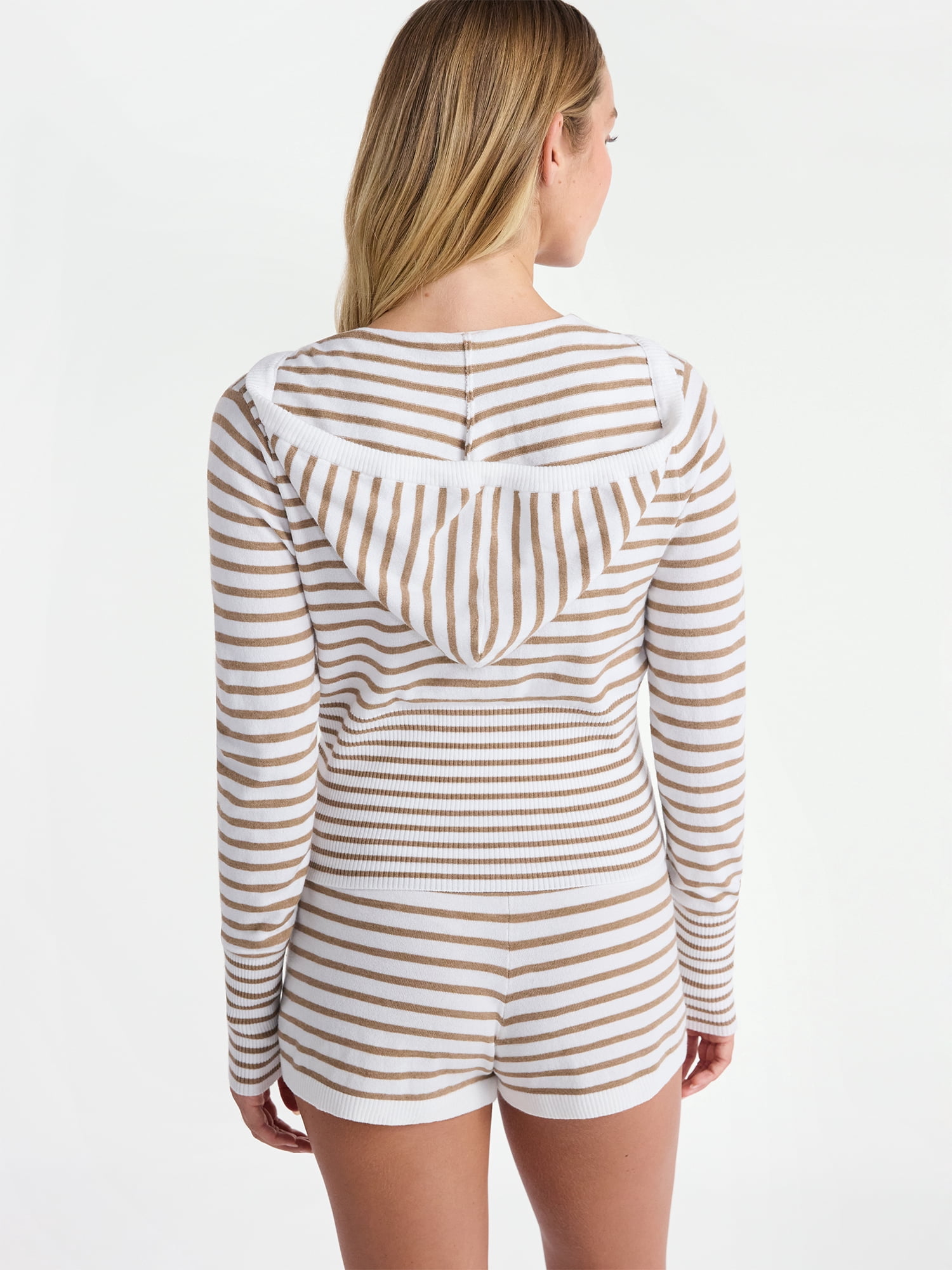 No Boundaries Sweater Hoodie and Shorts Set, 2-Piece, Women’s