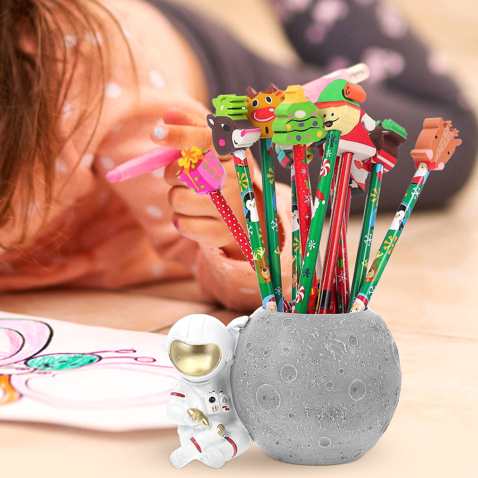 BESTYASH Grey Astronaut Resin Pencil Cup, Funny Pen Holder for Desk Organizer and Office Accessories, 5.5 Inch Storage Container