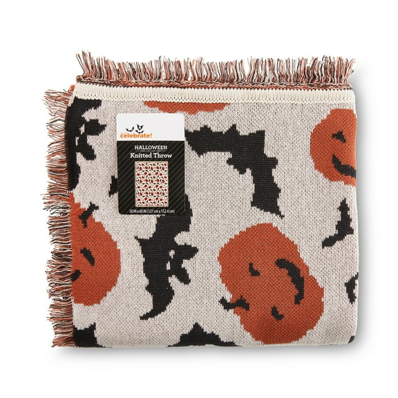 Way to Celebrate Halloween Soft Touch Pumpkins & Bats Jacquard Knitted Tapestry Throw